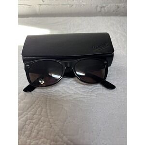 Ray-Ban Sunglasses Selling Frames Only Excellent Preowned Condition